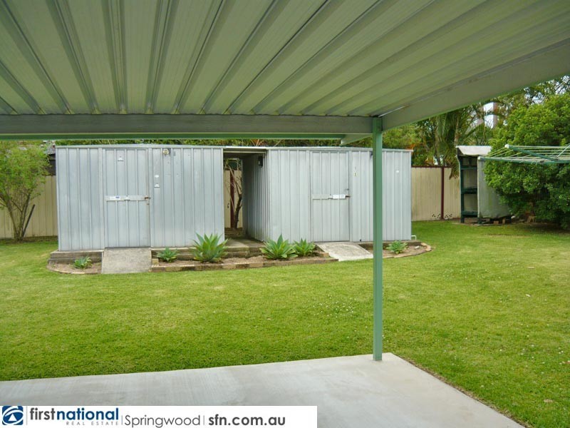 76 Chatswood Road, Springwood QLD 4127