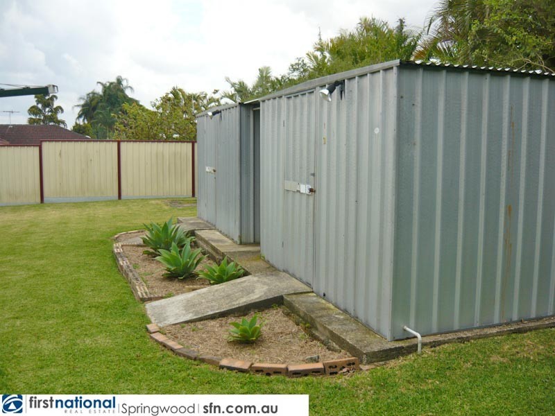 76 Chatswood Road, Springwood QLD 4127