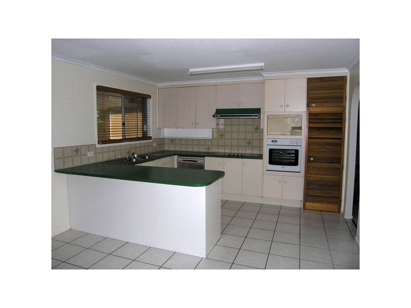 23 Deloraine Drive, Springwood QLD 4127