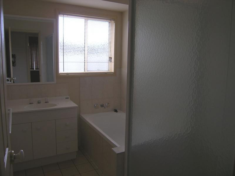 17 Lamington Place, Loganholme QLD 4129