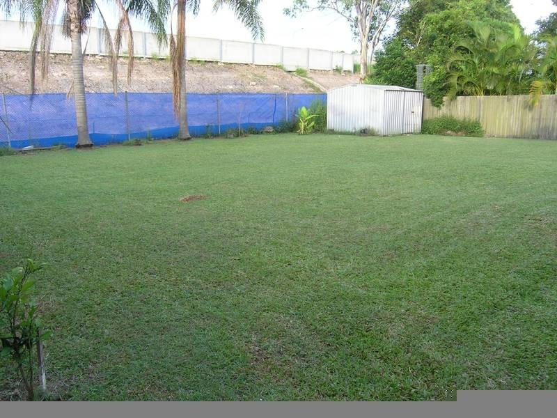 30 Yeates Crescent, Meadowbrook QLD 4131