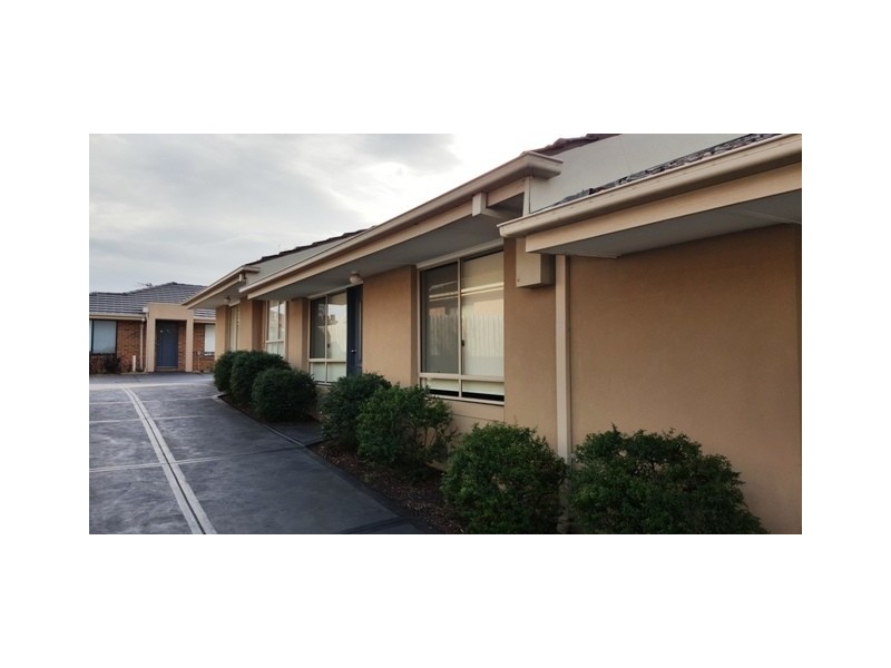 2/11 EDITH STREET, Mordialloc VIC 3195