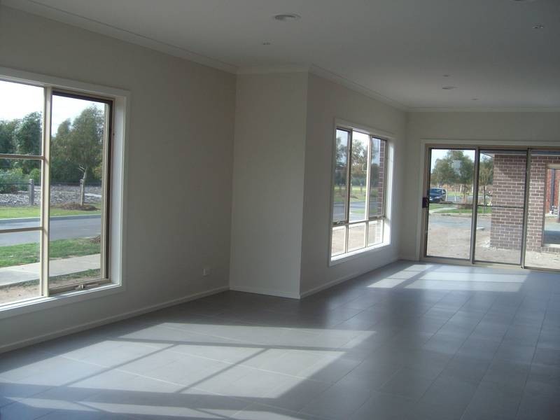 12 TIMBERTOP TERRACE, Keysborough VIC 3173