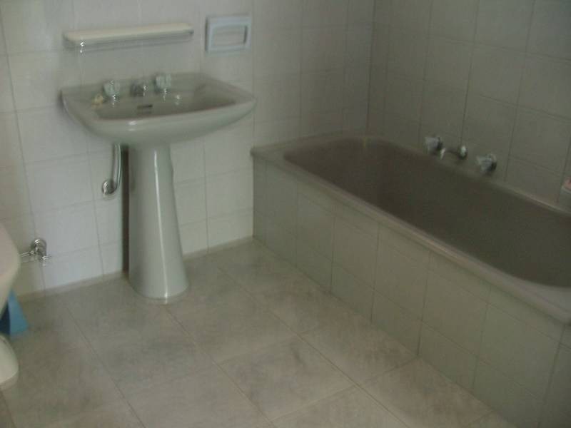 2 THOMAS COURT, Parkdale VIC 3195