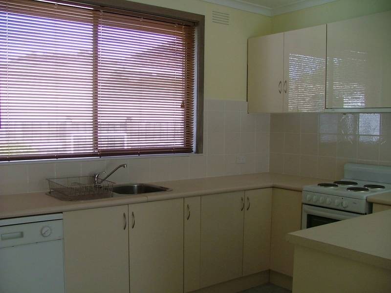 2 THOMAS COURT, Parkdale VIC 3195