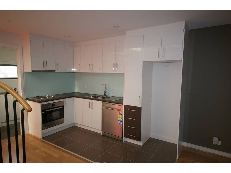 4/25 WHITE STREET, Mordialloc VIC 3195