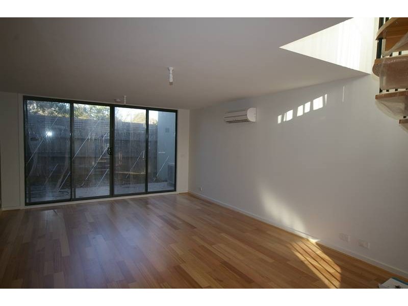 4/25 WHITE STREET, Mordialloc VIC 3195