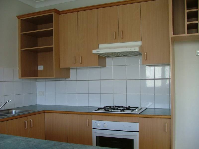 10/2 OLIVE GROVE, Mentone VIC 3194