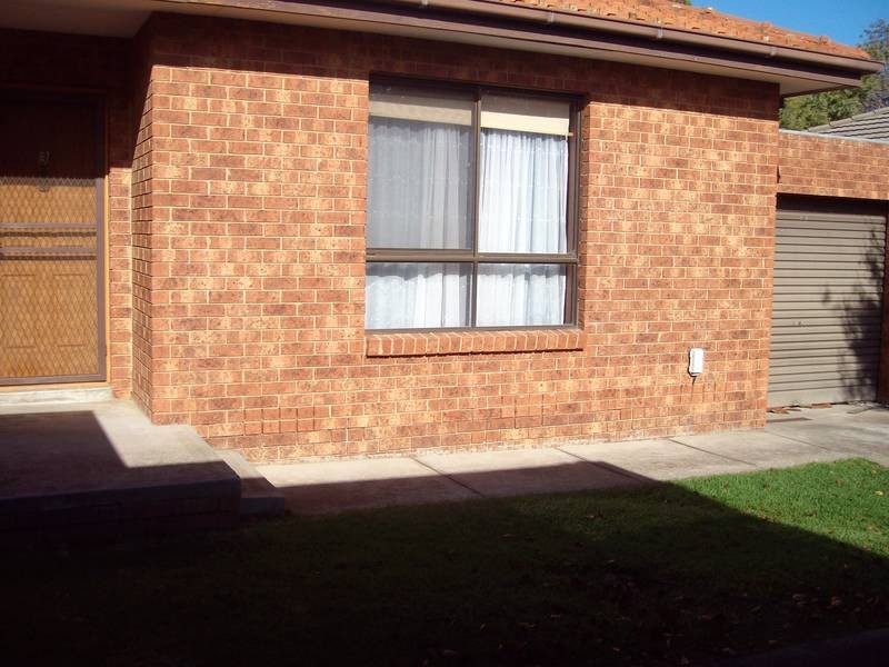 3/12 CROWN AVENUE, Mordialloc VIC 3195