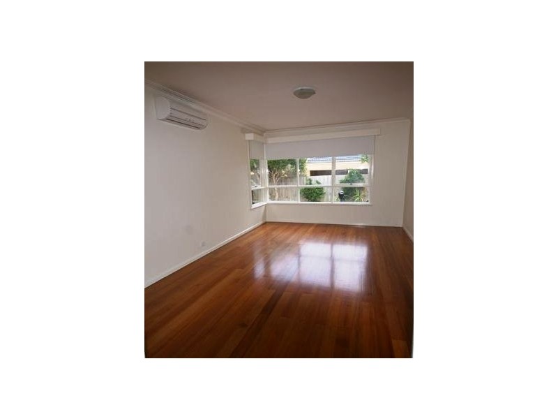 4/8 WOODS AVENUE, Mordialloc VIC 3195