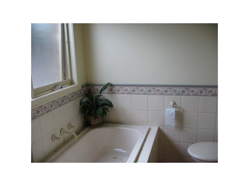 8 EVA STREET, Parkdale VIC 3195