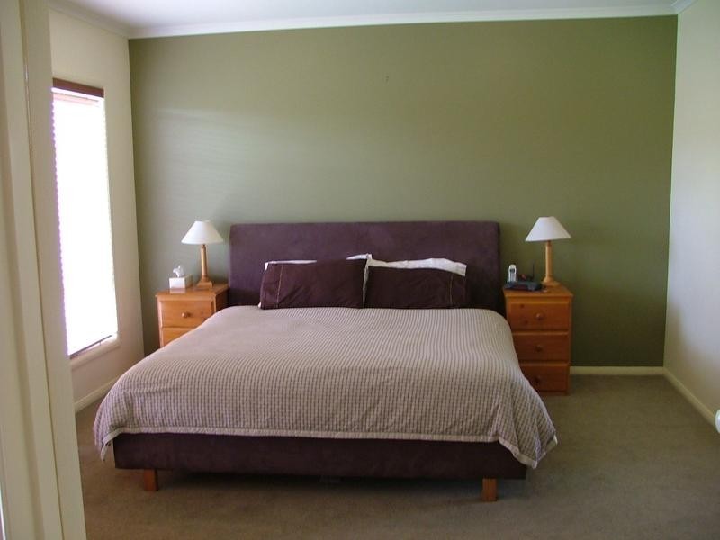 21 HALLMARK ROAD, Mordialloc VIC 3195