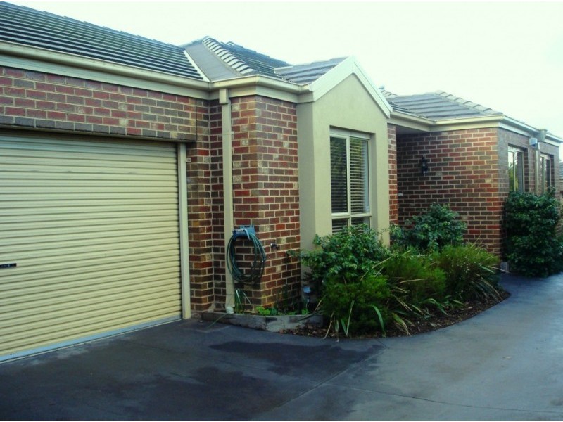 42B MELROSE STREET, Mordialloc VIC 3195