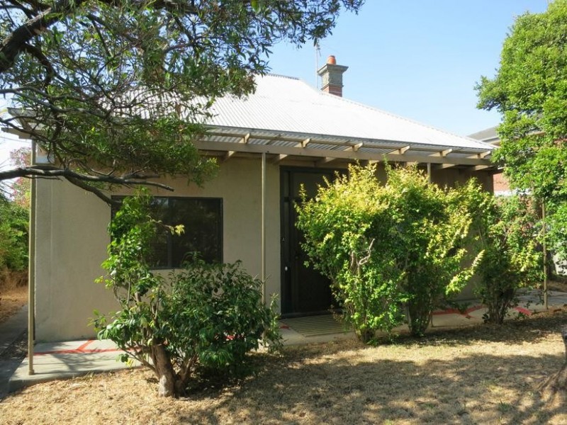 17 PARK STREET, Mordialloc VIC 3195