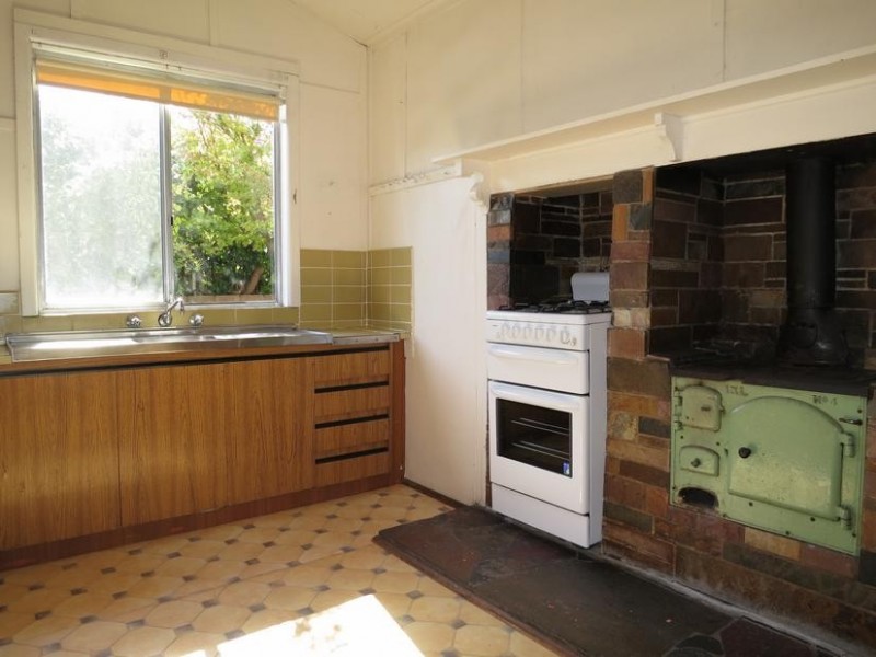 17 PARK STREET, Mordialloc VIC 3195