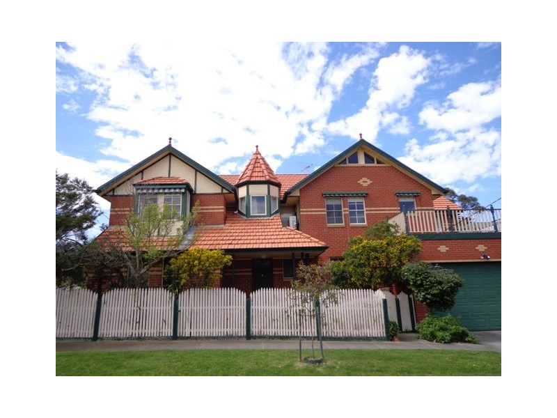 38 IONA STREET, Black Rock VIC 3193