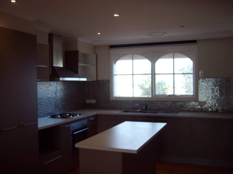 3/12 HIGH STREET, Mordialloc VIC 3195