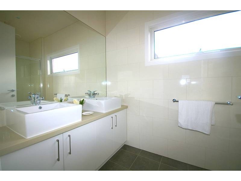 2/117a McDonald Street, Mordialloc VIC 3195