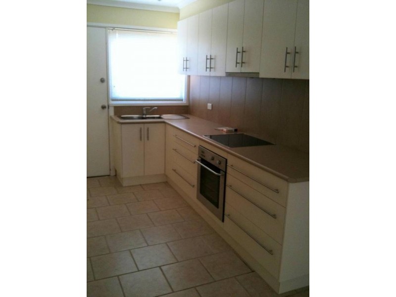 3/27 EMBANKMENT GROVE, Chelsea VIC 3196