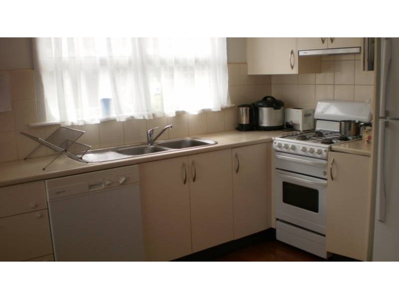 4 GALE STREET, Aspendale VIC 3195