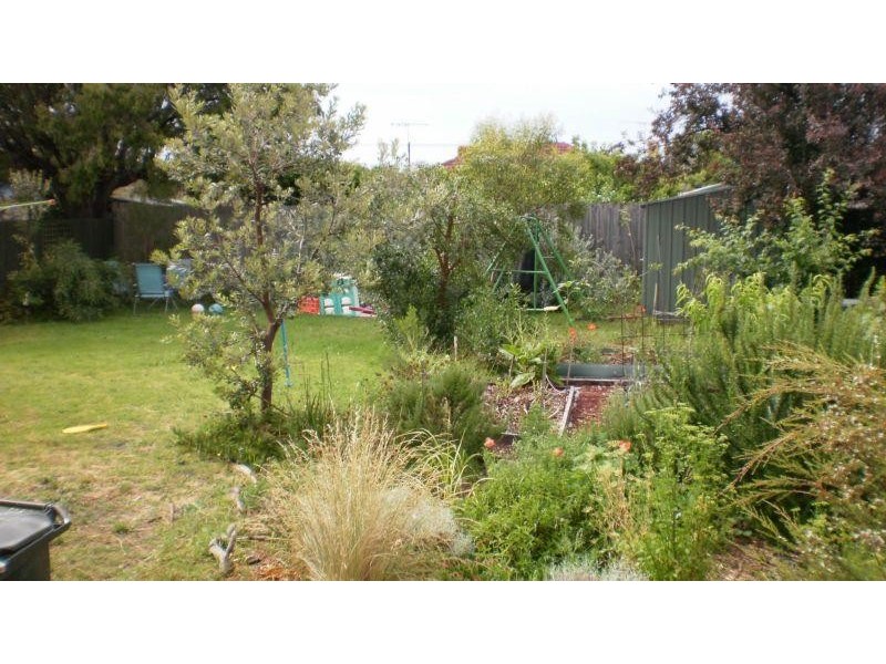 4 GALE STREET, Aspendale VIC 3195