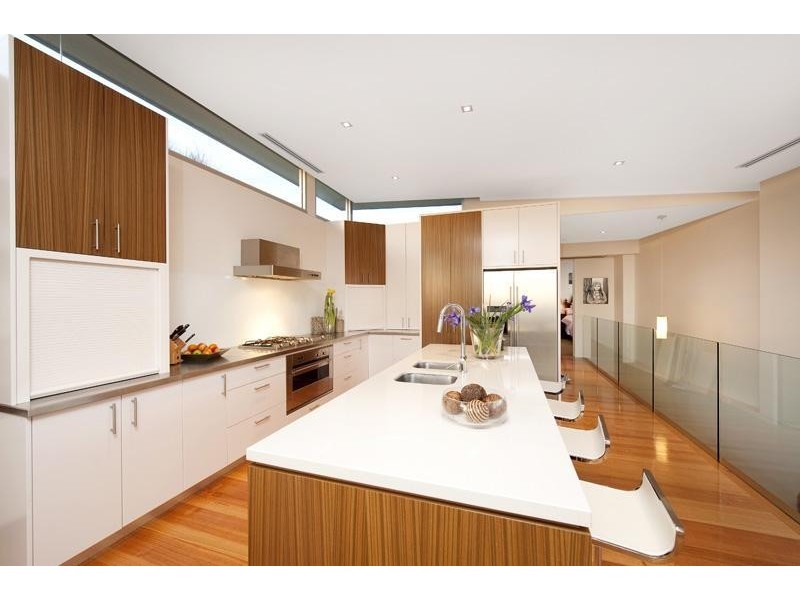 4 TITREE GROVE, Bonbeach VIC 3196