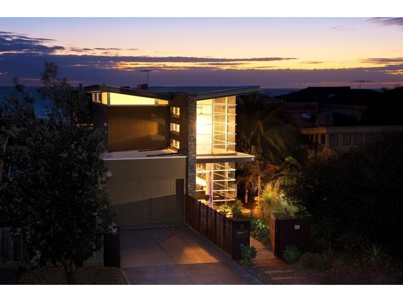 4 TITREE GROVE, Bonbeach VIC 3196