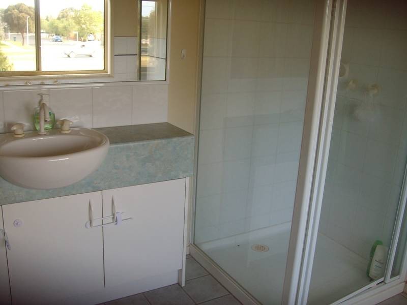 16 THE SANDS, Aspendale Gardens VIC 3195
