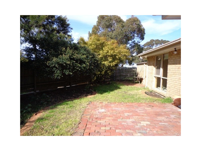 27 LONGBEACH CLOSE, Aspendale VIC 3195