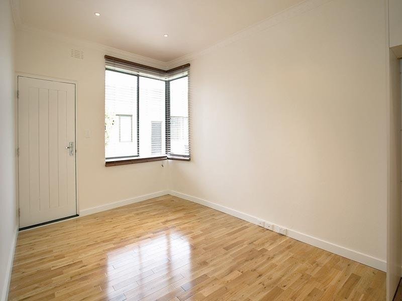 15/214 BEACH ROAD, Mordialloc VIC 3195