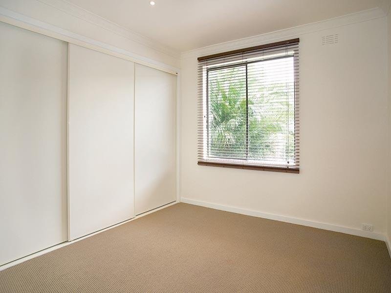 15/214 BEACH ROAD, Mordialloc VIC 3195