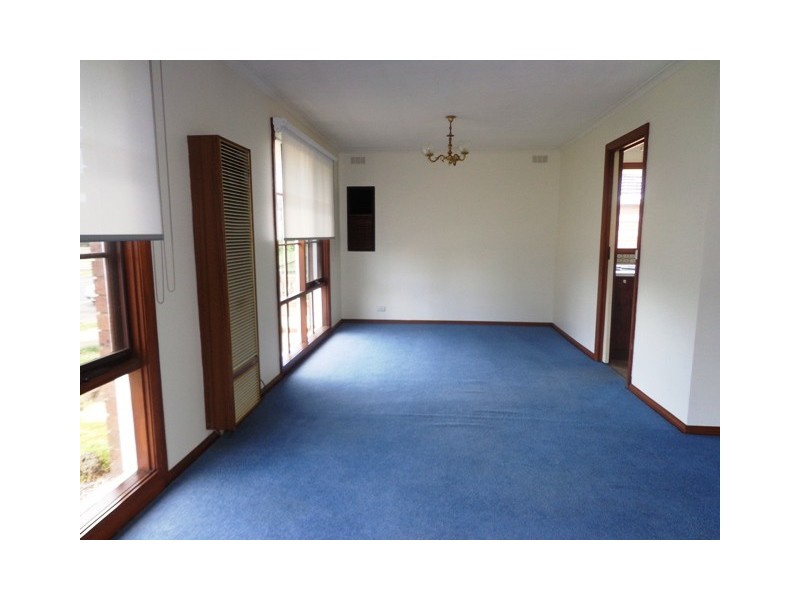 9 CHUTE STREET, Mordialloc VIC 3195