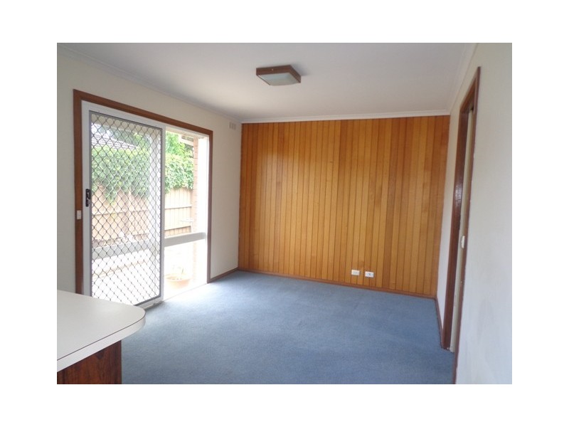 9 CHUTE STREET, Mordialloc VIC 3195