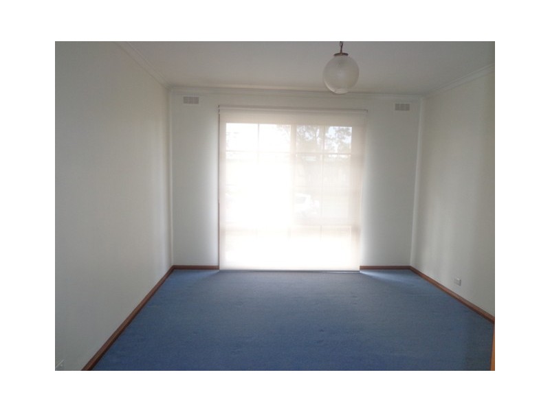 9 CHUTE STREET, Mordialloc VIC 3195