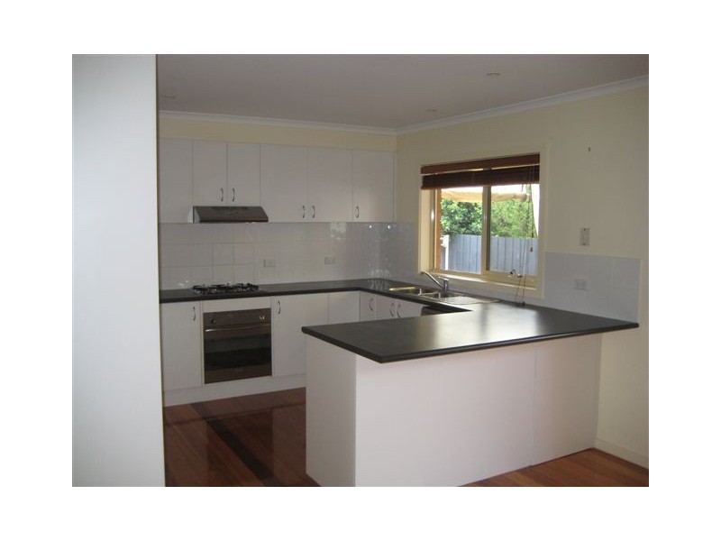 99B CHUTE STREET, Mordialloc VIC 3195