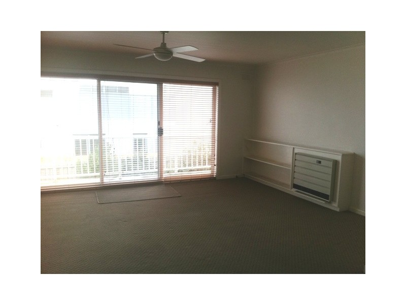 15/122 NEPEAN HIGHWAY, Aspendale VIC 3195