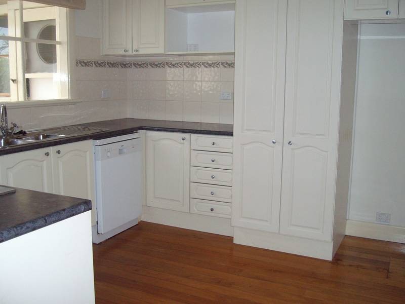 1 SWAN WALK, Chelsea VIC 3196