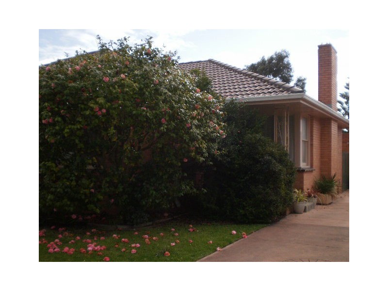 9 LAWRENCE AVENUE, Aspendale VIC 3195