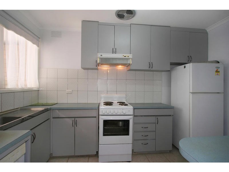 2/4 MONTGOMERY STREET, Mordialloc VIC 3195