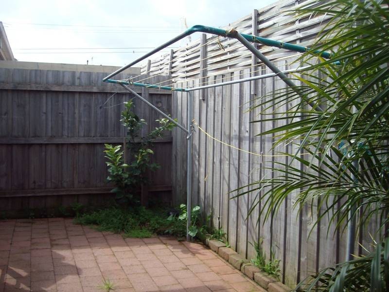 2/4 MONTGOMERY STREET, Mordialloc VIC 3195