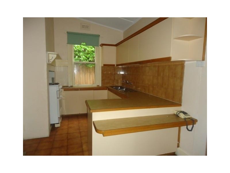 15 Eveline Avenue, Parkdale VIC 3195