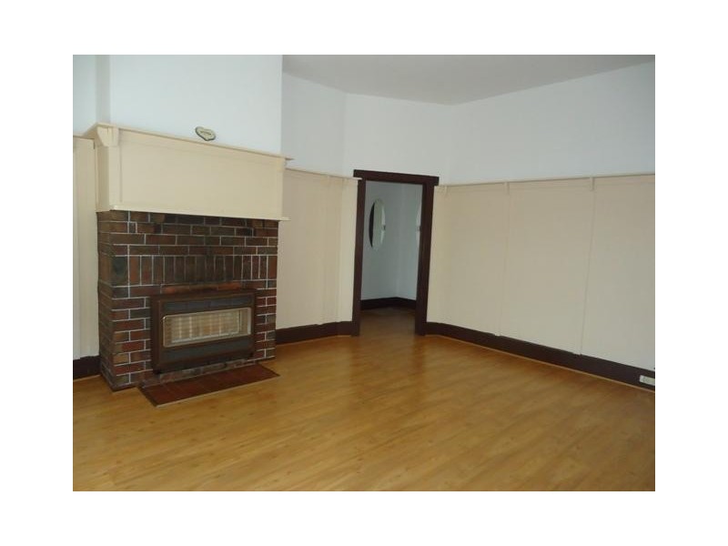 15 Eveline Avenue, Parkdale VIC 3195