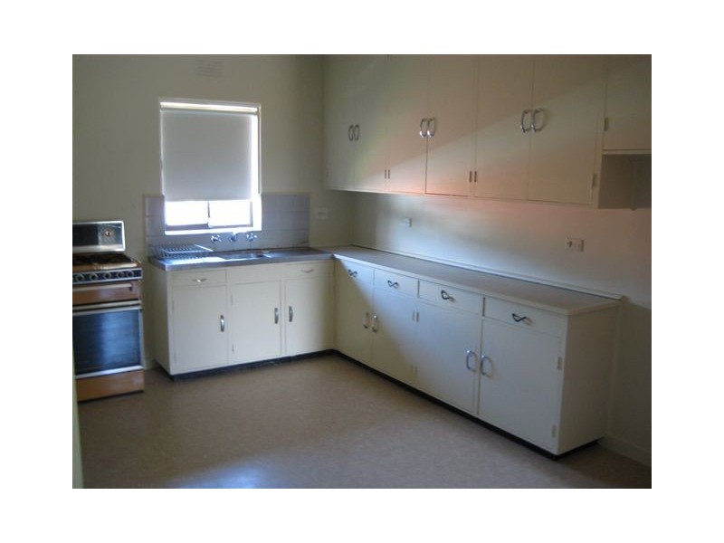 6/8 THOMAS CRT, Parkdale VIC 3195