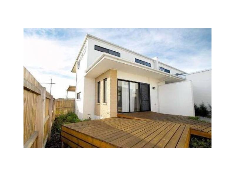 12 HUTCHINS CLOSE, Mordialloc VIC 3195