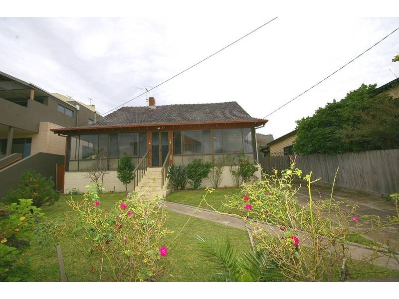 11 MONTGOMERY STREET, Mordialloc VIC 3195