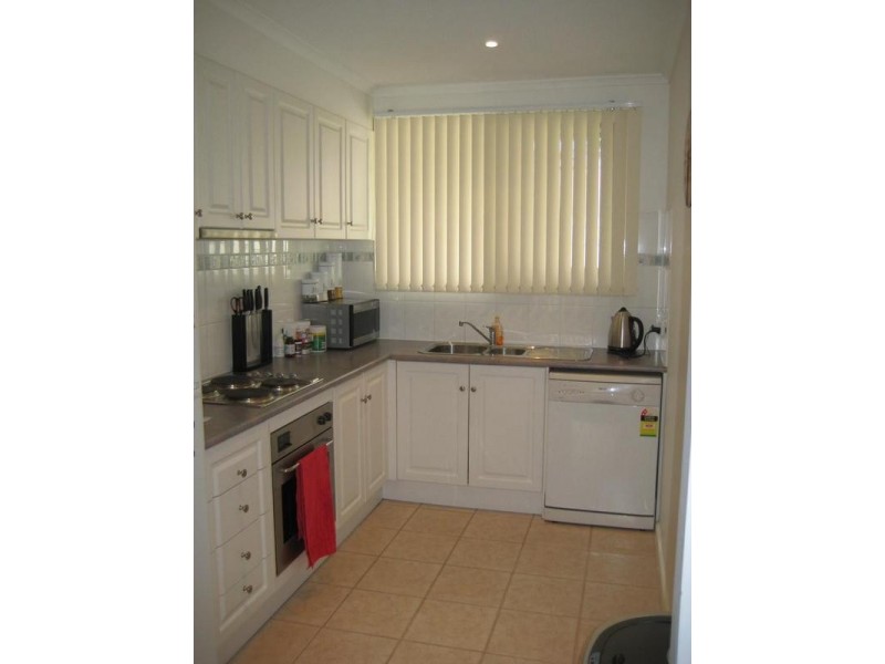 4/5 OLIVE GROVE, Mentone VIC 3194