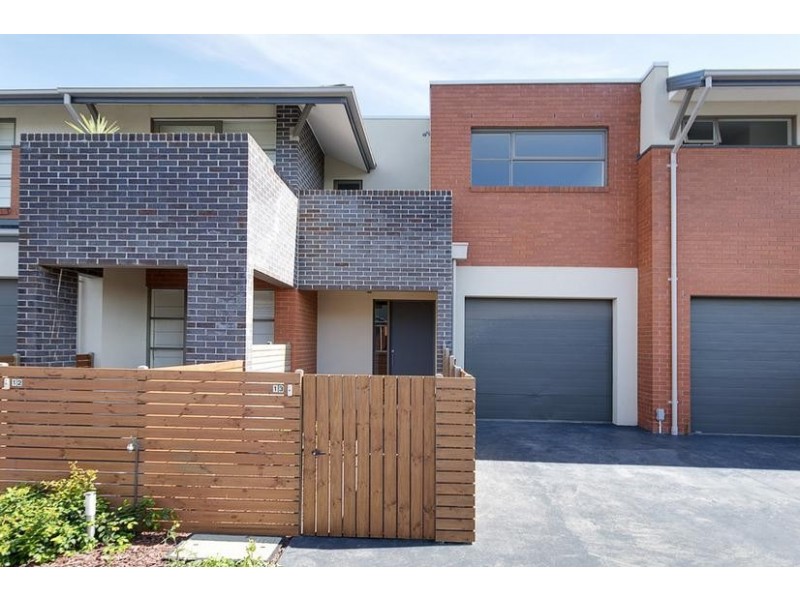 13/9-11 Manikato Avenue, Mordialloc VIC 3195