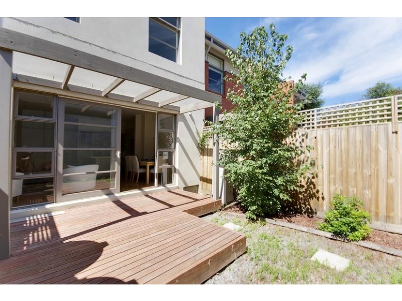 13/9-11 Manikato Avenue, Mordialloc VIC 3195