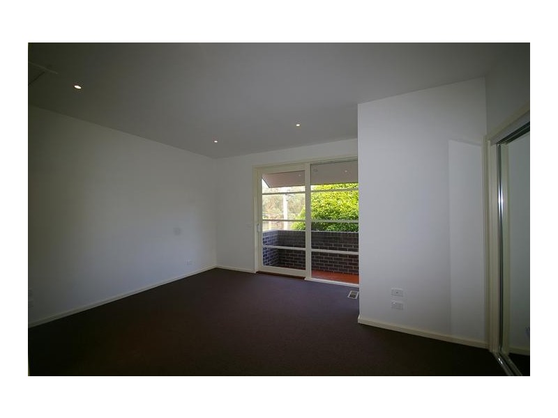 3/9-11 MANIKATO AVENUE, Mordialloc VIC 3195