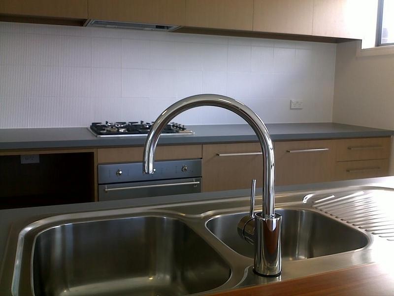 3 ASHBERG DRIVE, Waterways VIC 3195